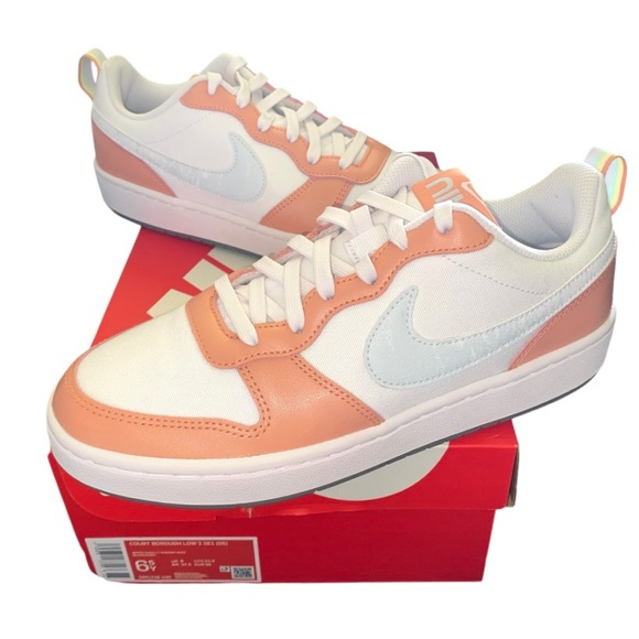 Nike Court Borough Low 2 SE Youth Size 6.5 Women’s 8 US - Picture 2 of 8